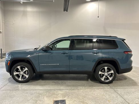 New 2026 Jeep Grand Cherokee L Limited image 9