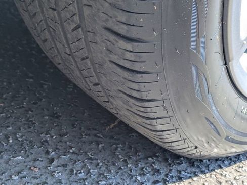 Used 2025 Chevrolet Malibu LT image 13