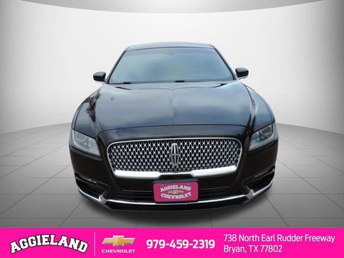 Used 2018 Lincoln Continental Select image 9