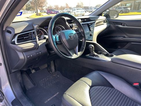 Used 2018 Toyota Camry SE image 20