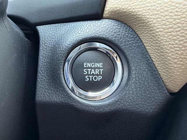 Used 2025 Toyota RAV4 XLE Premium FWD image 19