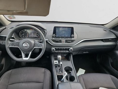 Used 2020 Nissan Altima 2.5 S FWD image 9