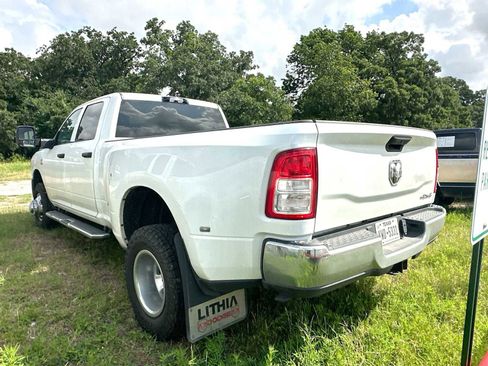 Used 2024 RAM 3500 Tradesman w/ Chrome Appearance Group AWD/4WD image 12