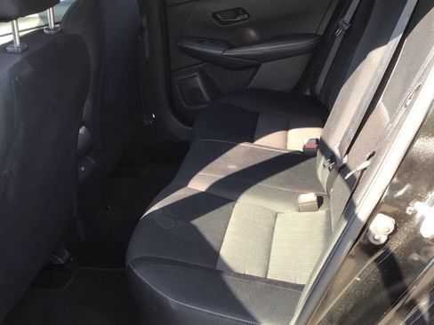 Used 2024 Nissan Sentra SV FWD image 5