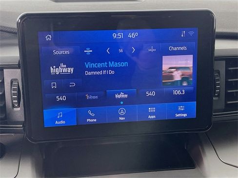 Used 2021 Ford Explorer XLT image 16