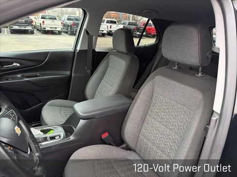 Used 2024 Chevrolet Equinox LT image 24