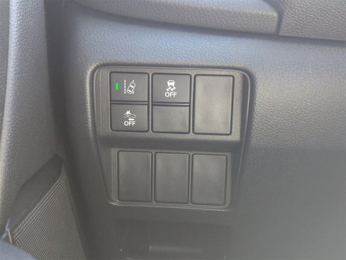 Used 2020 Honda CR-V LX image 23