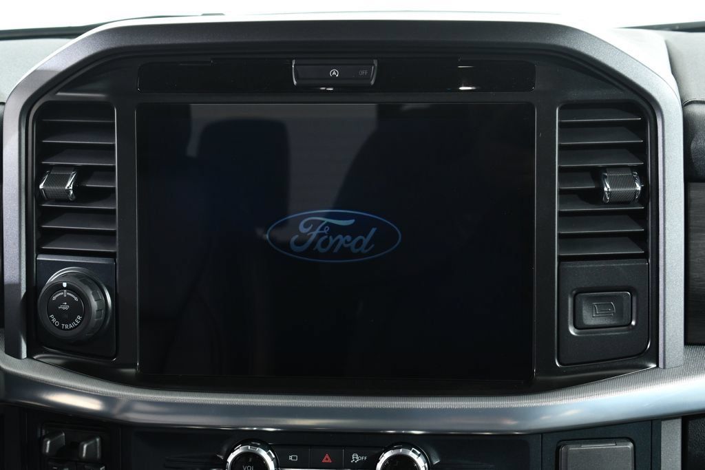 New 2026 Ford F150 Lariat w/ Equipment Group 501A Mid AWD/4WD image 9