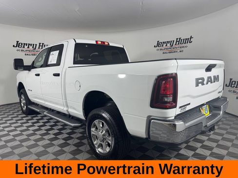 Used 2025 RAM 2500 Big Horn AWD/4WD image 10