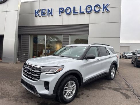 New 2026 Ford Explorer Active image 2