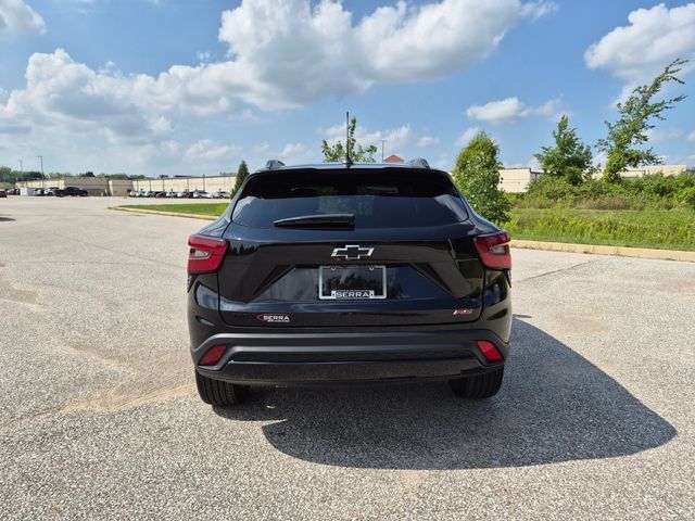 Used 2024 Chevrolet Trax RS w/ Sunroof Package FWD image 6