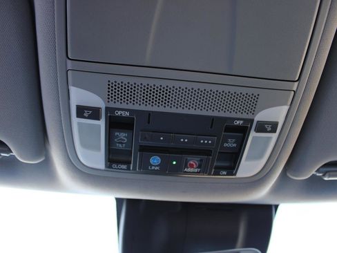 Used 2017 Acura MDX SH-AWD w/ Technology Package image 23