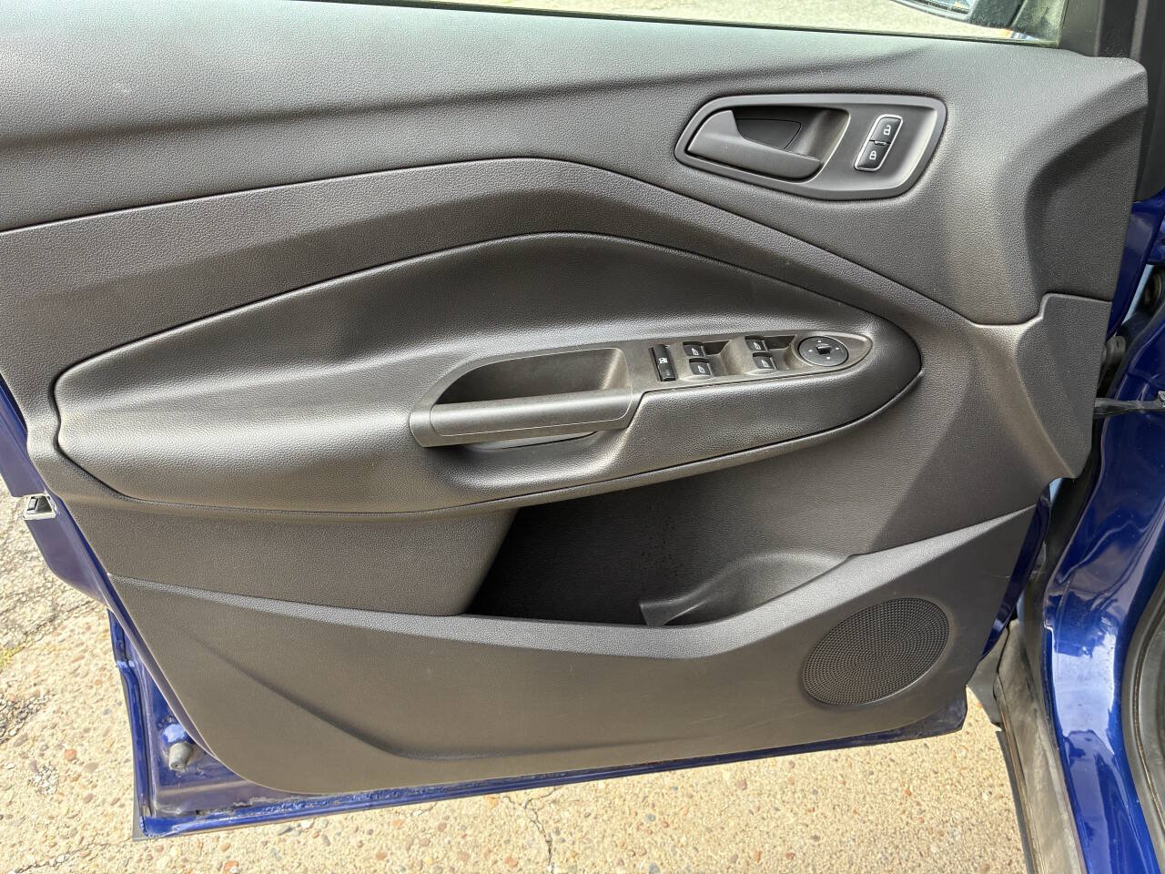 Used 2013 Ford Escape S FWD image 12