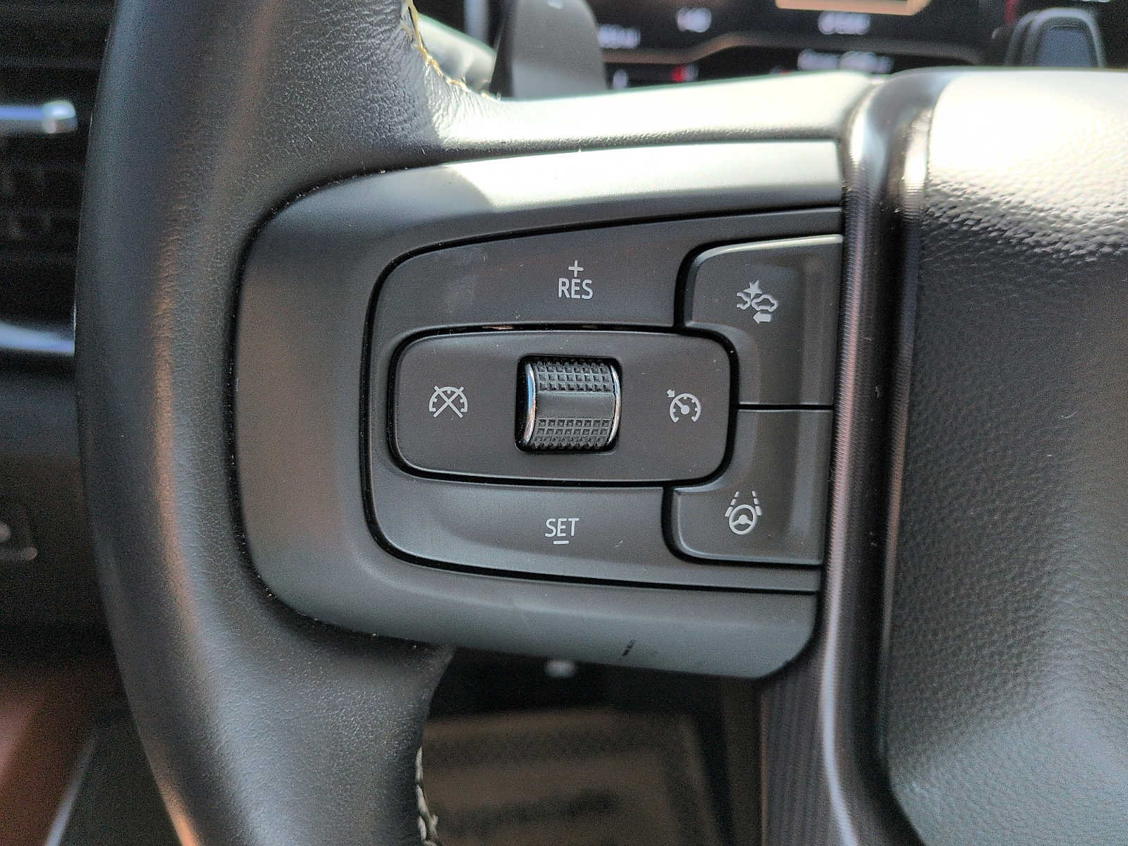 Used 2024 GMC Sierra 1500 Denali Ultimate AWD/4WD image 18