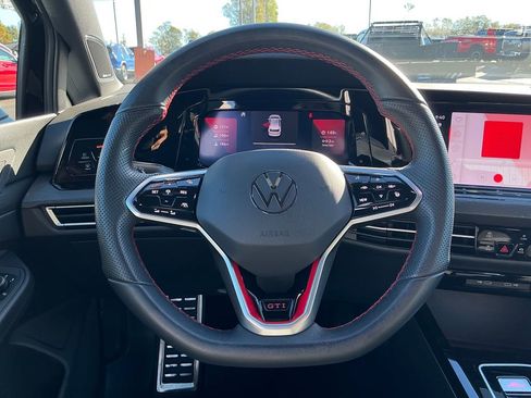 Used 2024 Volkswagen GTI SE image 19