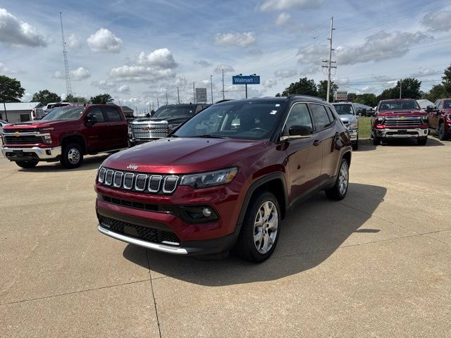 Used 2022 Jeep Compass Limited AWD/4WD image 3