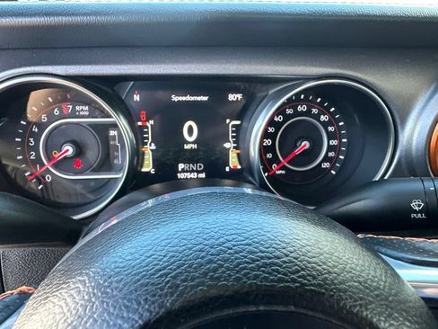 Certified 2020 Jeep Gladiator Mojave AWD/4WD image 21