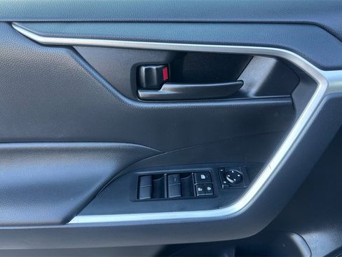 Certified 2025 Toyota RAV4 LE image 10