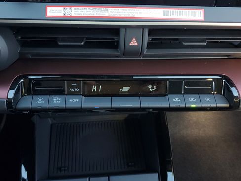 New 2026 Toyota Prius Plug-In Hybrid image 24