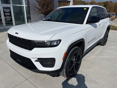 New 2025 Jeep Grand Cherokee Altitude