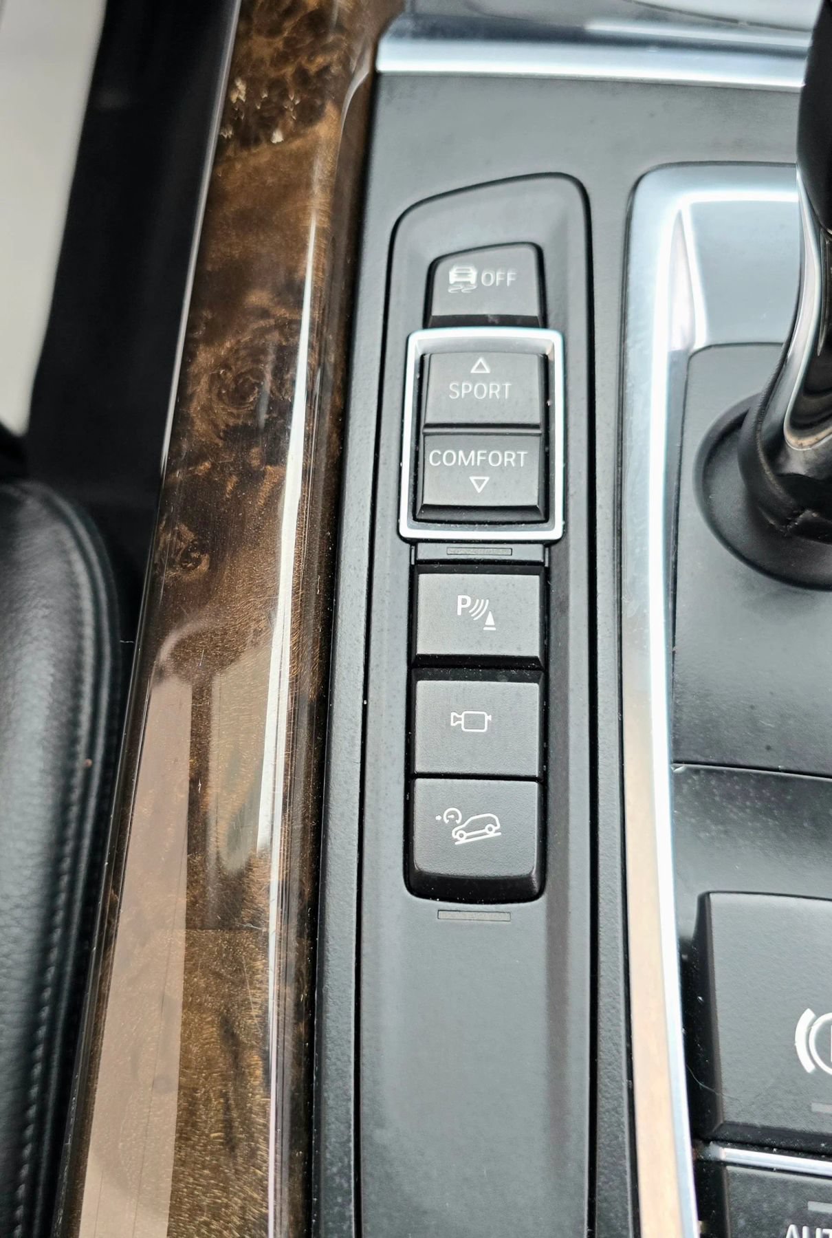 Used 2015 BMW X5 xDrive50i AWD/4WD image 44