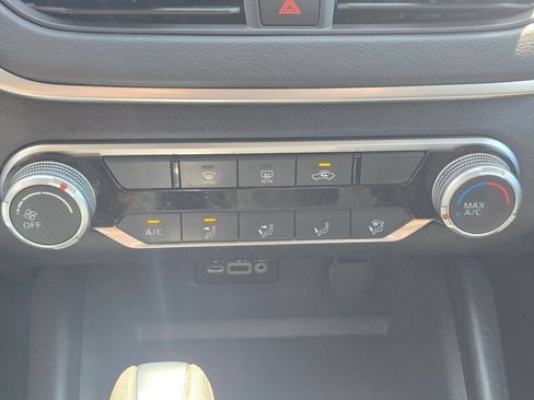 Used 2020 Nissan Altima 2.5 S FWD image 30