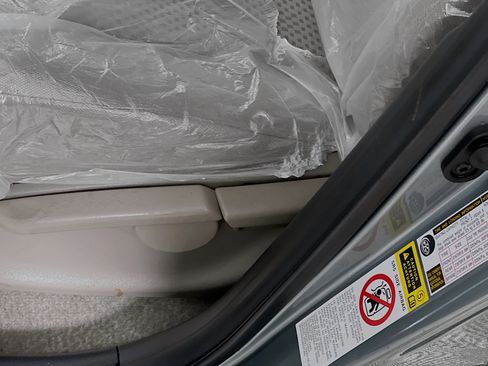 Used 2007 Toyota RAV4 2WD image 16