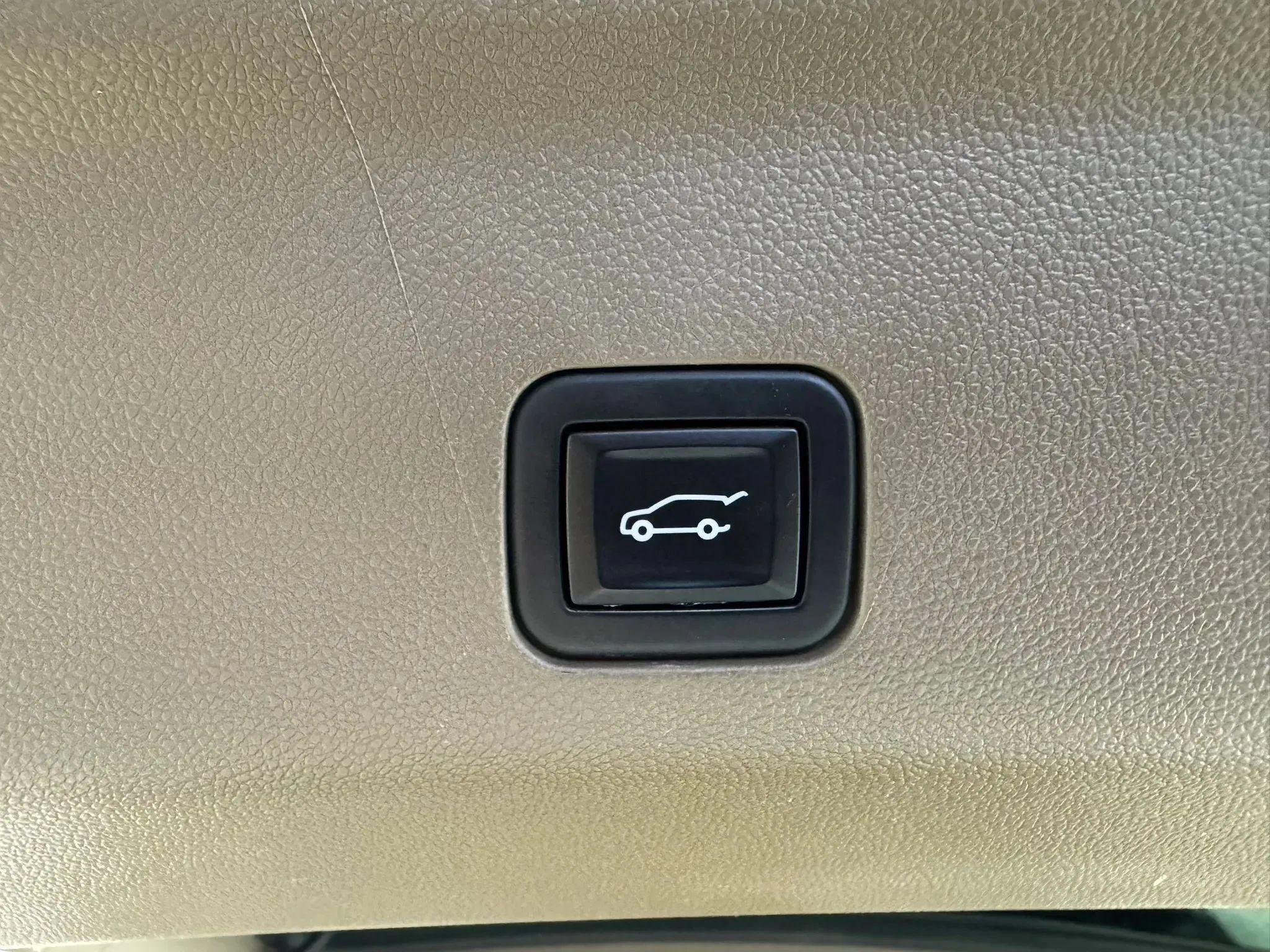 Used 2022 GMC Yukon XL Denali AWD/4WD image 30
