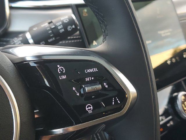New 2026 Jaguar F-PACE R-Dynamic S AWD/4WD image 29