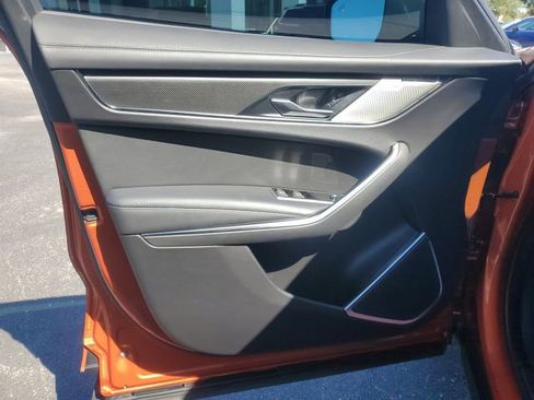 Used 2022 Jaguar F-PACE SVR image 13