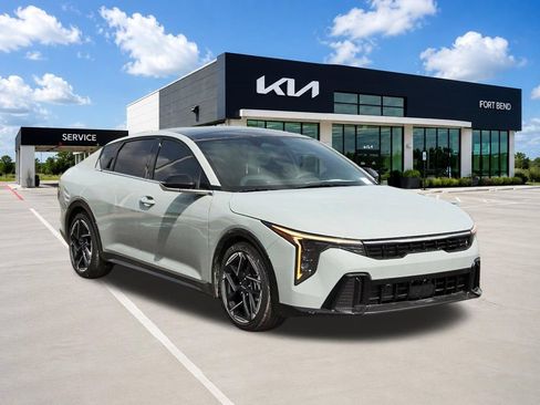 New 2026 Kia K4 GT-Line Turbo w/ GT-Line Premium Package FWD image 3
