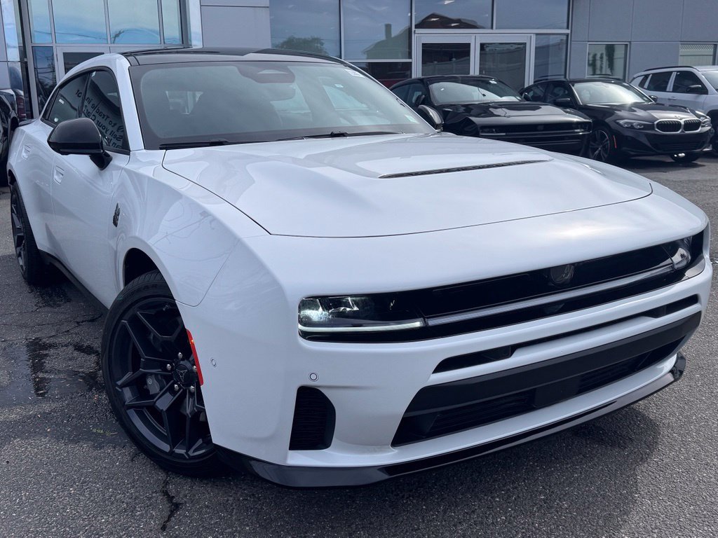 Used 2027 Dodge Charger Scat Pack AWD/4WD image 1