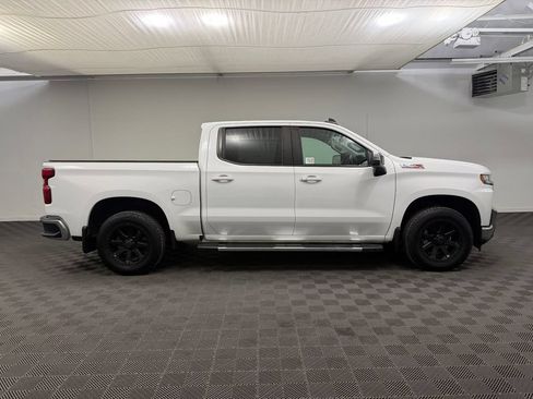 Used 2022 Chevrolet Silverado 1500 LT AWD/4WD image 8
