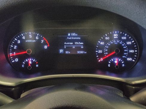 Used 2022 Kia Soul LX w/ Technology Package FWD image 23
