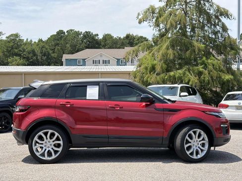Used 2019 Land Rover Range Rover Evoque SE Premium AWD/4WD image 31