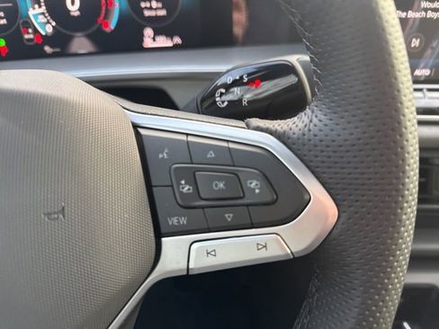 New 2026 Volkswagen Tiguan SE R-Line AWD/4WD image 14