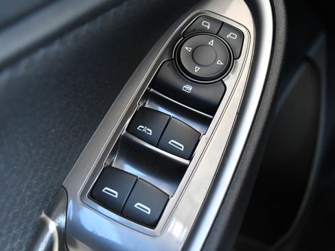 Used 2023 Chevrolet Malibu LT image 31