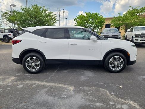 Used 2023 Chevrolet Blazer LT FWD image 20