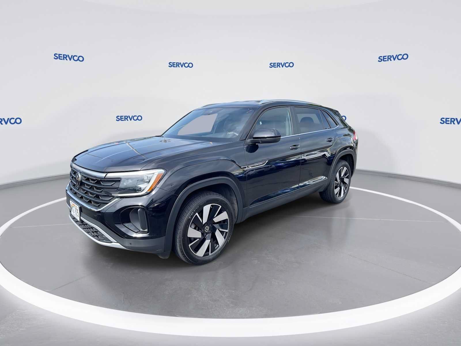 Used 2024 Volkswagen Atlas Cross Sport SE FWD image 4
