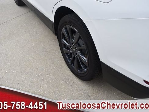 Used 2023 Chevrolet Equinox RS FWD image 15