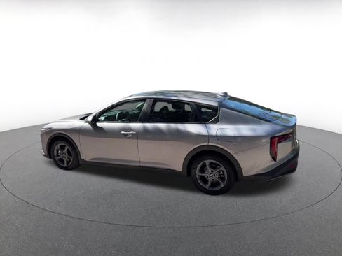 Used 2025 Kia K4 FWD image 10
