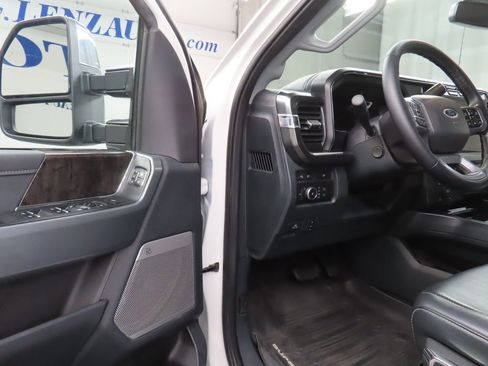 Used 2024 Ford F250 Lariat w/ Chrome Package AWD/4WD image 61