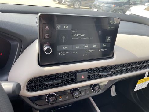 New 2026 Honda HR-V LX image 18