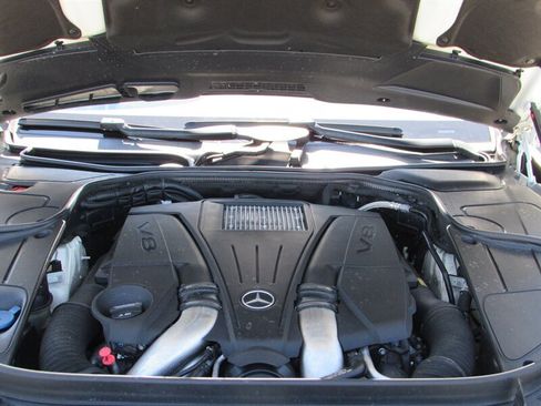 Used 2017 Mercedes-Benz S 550 Sedan image 30