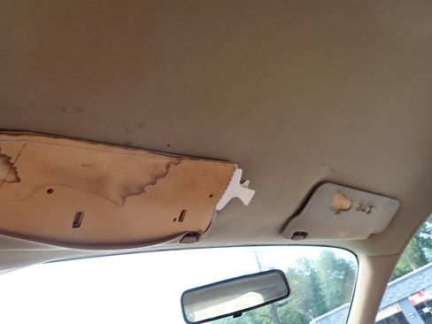 Used 1997 Ford Escort LX image 38