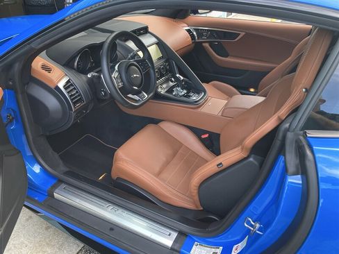 Used 2019 Jaguar F-TYPE R AWD/4WD image 14