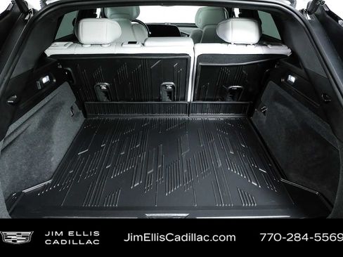 Certified 2024 Cadillac Lyriq Sport RWD image 44