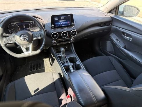 Used 2025 Nissan Sentra SV FWD image 18
