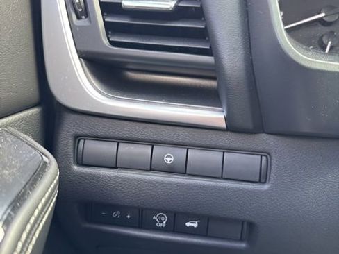 Certified 2024 Nissan Rogue SV w/ SV Premium Package image 21