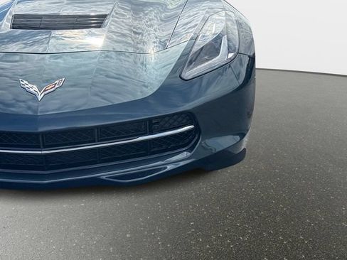 Used 2019 Chevrolet Corvette Stingray Coupe RWD image 9
